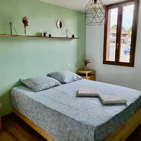 Neuf, Centre Apartment Leon